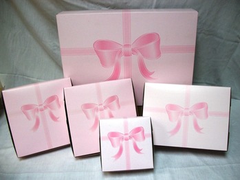 pink_bakery_boxes_1.jpg